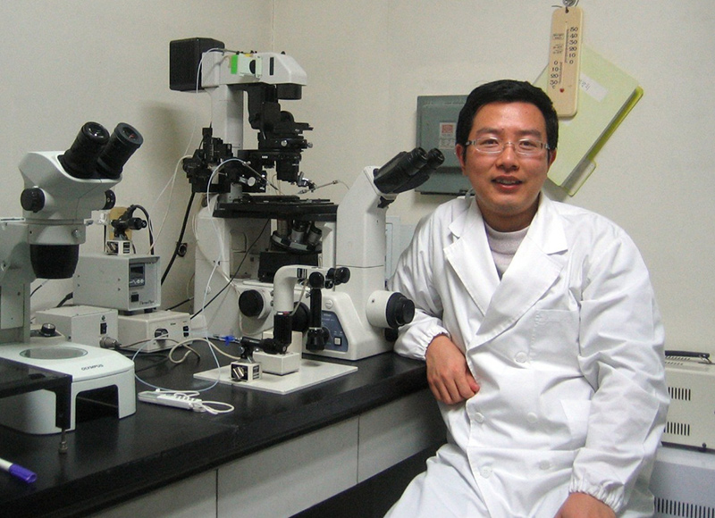 孙少琛，南京农业大学教授、博导，动物繁殖育种专家。