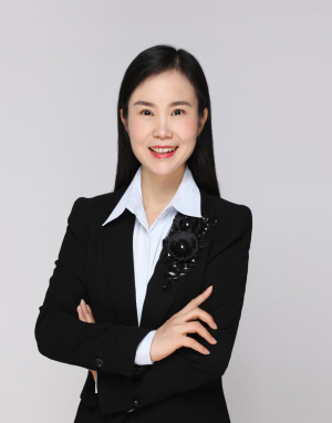 刘静霞（女），华中农业大学教授、博导，鱼类遗传发育专家。