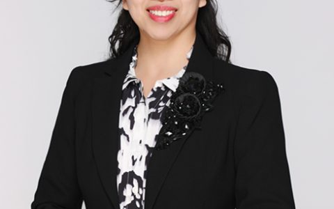 王焕岭（女），华中农业大学教授，鱼类育种专家