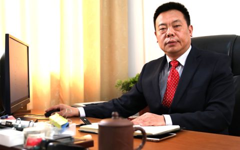 杨章平，江苏高邮人，扬州大学教授、博导，动物遗传资源开发专家