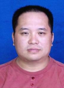 杨严鸥，四川大邑人，安徽农业大学教授，水产饲料营养专家