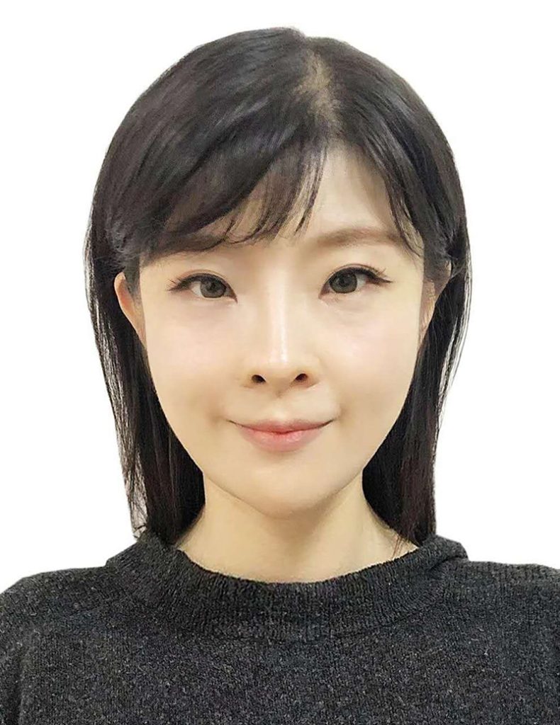 查丽莎(女),安徽农业大学教授、博导,动物疫苗研发