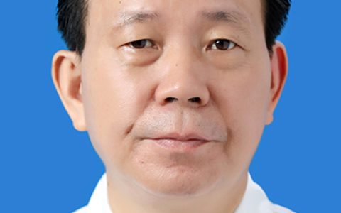 曾振灵，广东兴宁人，华南农业大学教授、博导，兽医兽药专家