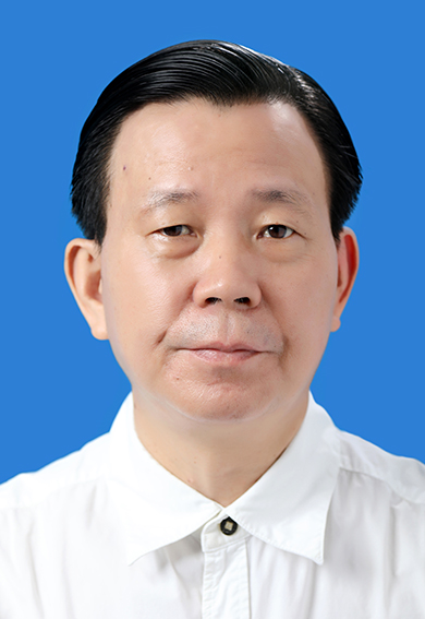 曾振灵，广东兴宁人，华南农业大学教授、博导，兽医兽药专家。