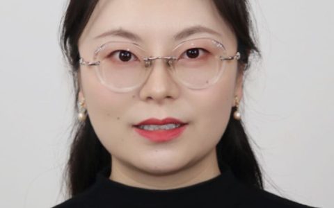 王婧（女），内蒙古赤峰人，湖南农业大学特聘教授，硕导，猪业专家