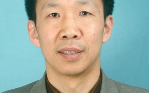 常维山，山东农业大学教授、博导，猪禽兽医专家