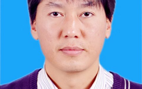 臧长江，新疆农业大学副教授、硕导，动物科学学院动物营养实验室主任，牛羊专家。