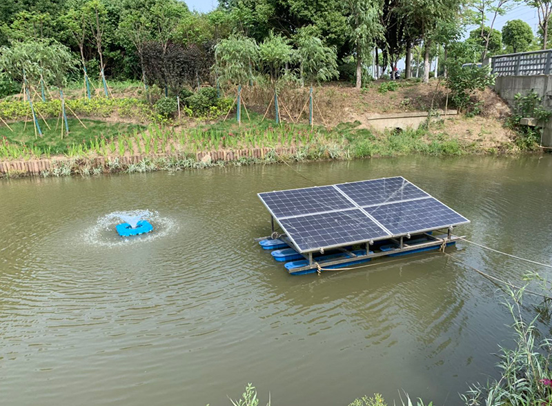 太阳能增氧机