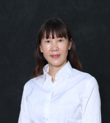 赖长华（女），中国农业大学研究员、博导，猪业专家。