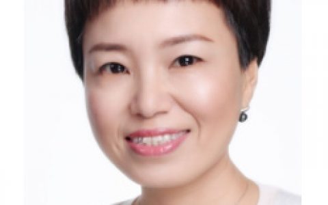崔旻（女），华中农业大学教授、博导，人兽共患疾病专家