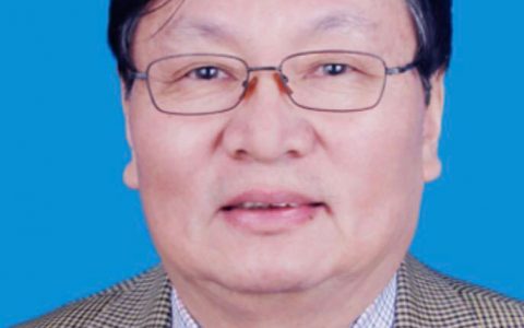 崔恒宓，扬州大学特聘教授、博导，育种专家