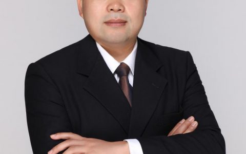 张学振，山东临沂人，华中农业大学教授、博导，渔业专家