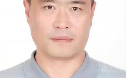 黎明（蒙古族） ，内蒙古农业大学讲师，牛羊专家