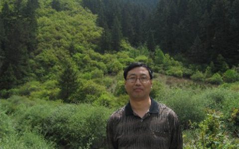 贾宁，湖南岳阳人，甘肃农业大学教授、硕导，兽医大咖
