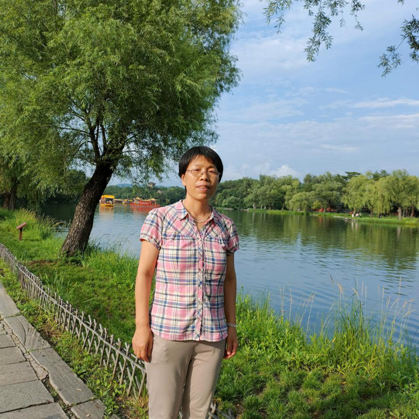 安胜英(女),河北农业大学副教授、硕导。禽业、中兽药专家。