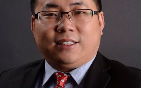 黄永震，河南南阳人，西北农林科技大学副教授、博导，家畜育种专家