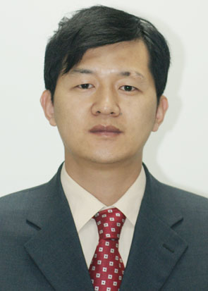 马秋刚，中国农业大学教授、博导，畜禽营养专家。