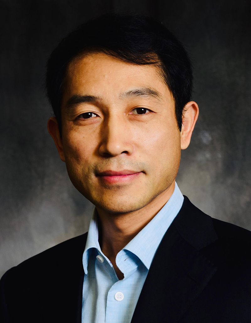 　呙于明，湖北公安人，中国农业大学教授、博导，禽业专家。