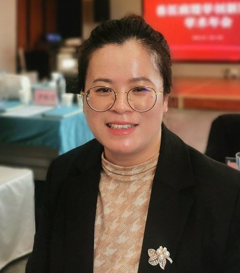 赵魁（女），吉林大学教授、博导，畜禽病毒专家