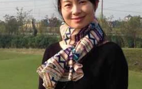 邬彩霞（女），内蒙古人，扬州大学副教授、硕导，草业专家